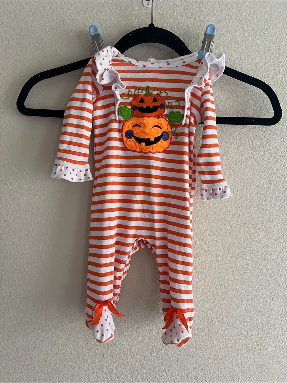 Halloween Pumpkin Footed Sleeper Orange White Stripe Ruffle unisex 3 month